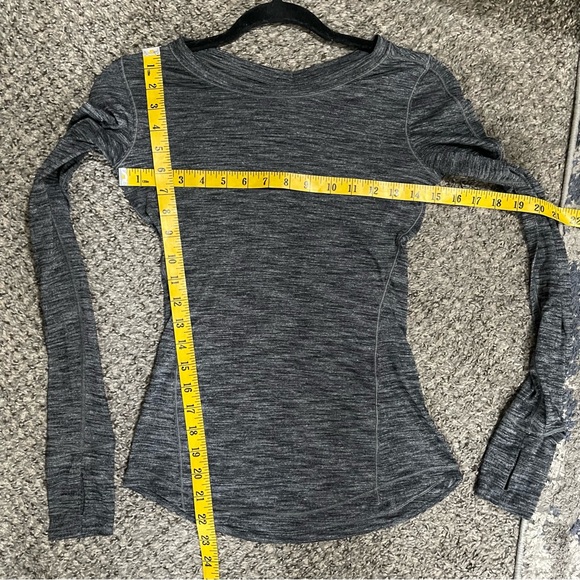 Lululemon 5 Miles Long Sleeve Heathered Black Size 2/4 - Picture 10 of 10